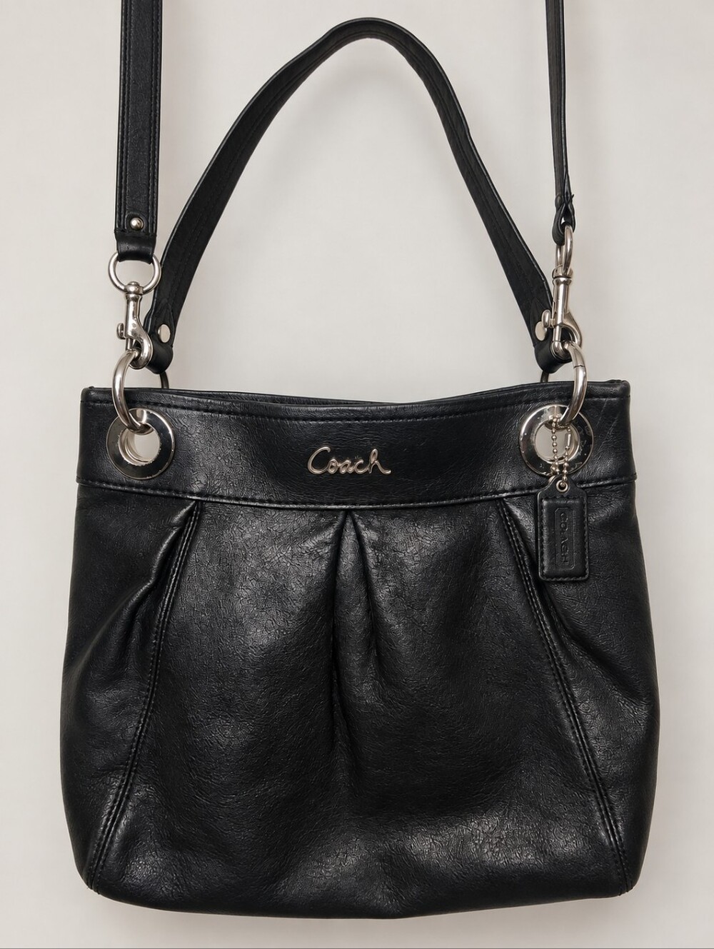 Coach Black Leather Convertible Shoulder / Crossbody Bag – F17606